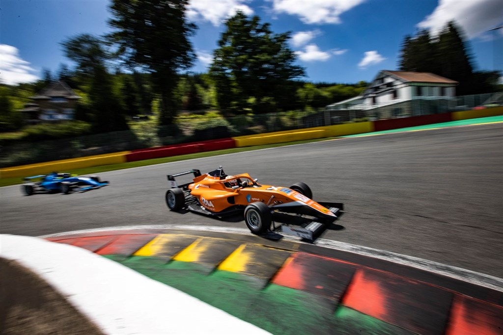Farten var der, men der er hjemmearbejde til sommerferien
(Foto: Fotocar13)